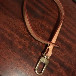 Louis Vuitton Neverful Strap- amazing condition!
